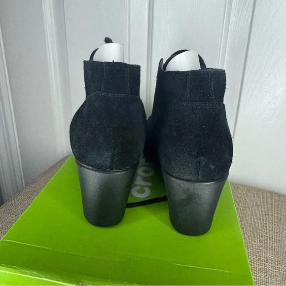 Crocs Suede Wedge Heels Boot Shoes Shootie size 6 black - Picture 5 of 8